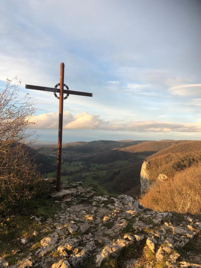Gite De La Cascade Les Planches-pres-Arbois エクステリア 写真